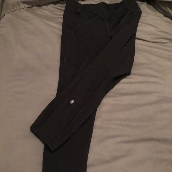 Lulu lemon leggings - Picture 2 of 2